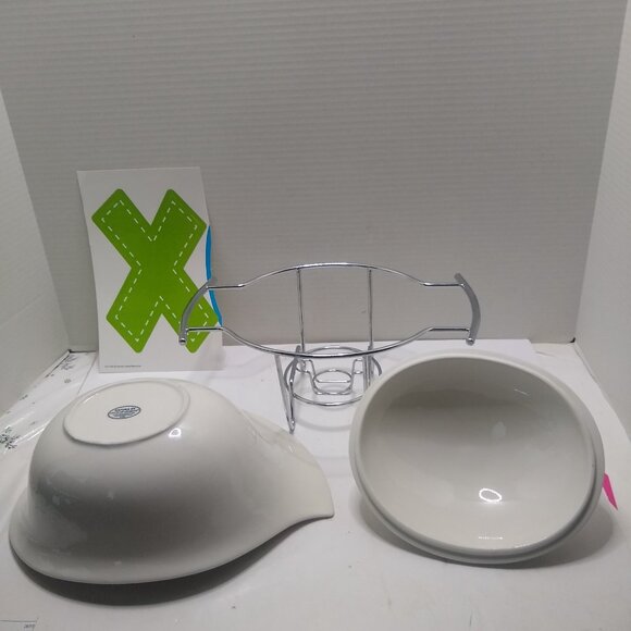 Godinger Natura 1 Qt. Covered Porcelain Baker With Warmer Stand - Picture 4 of 8